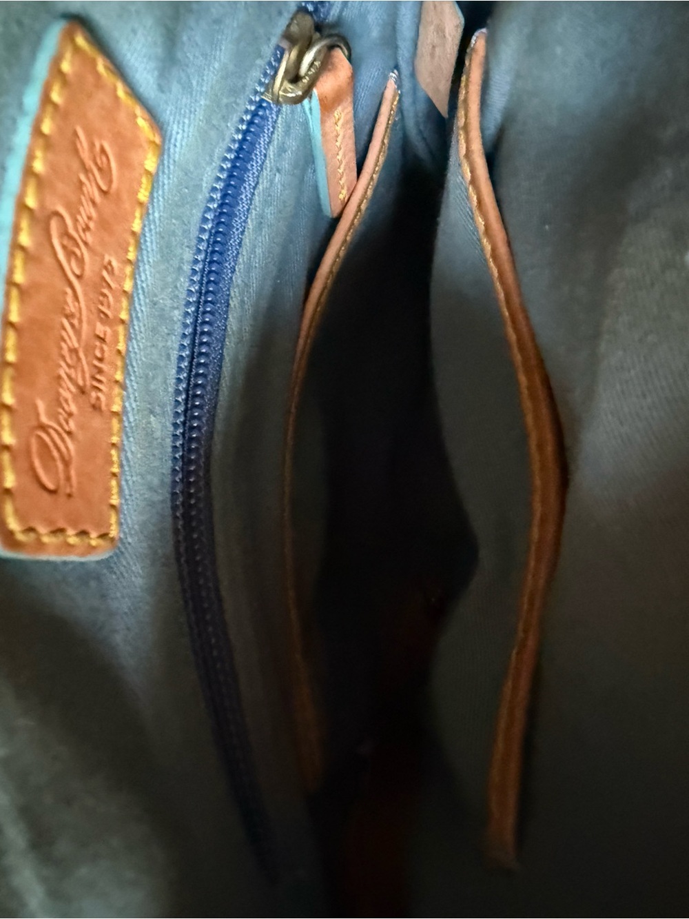 2017 WDW Marathon Cross Body Purse - Picture 12 of 12
